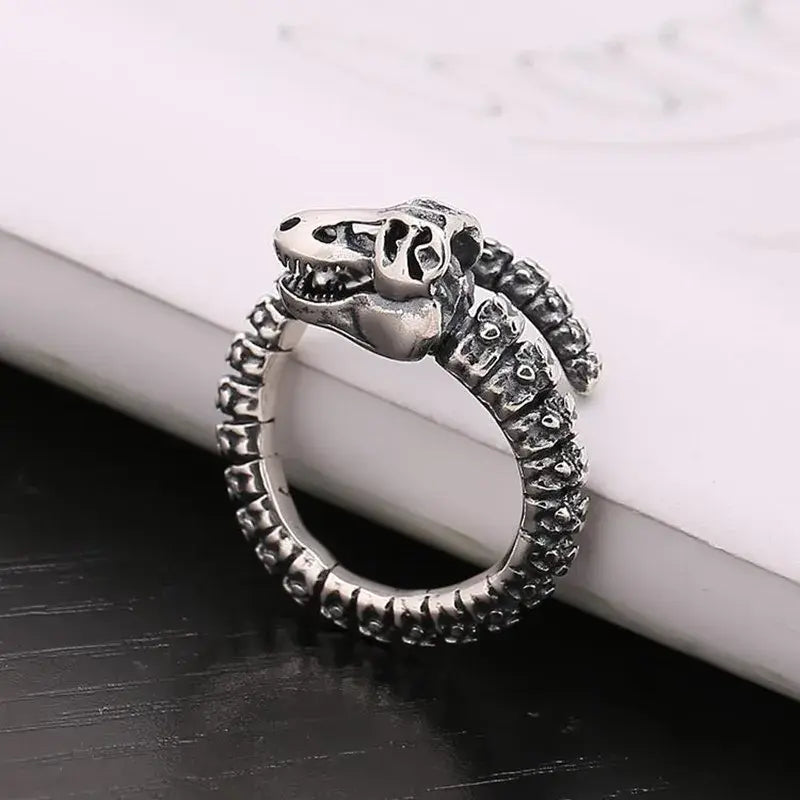 Adjustable Retro Skull Ring: Punk Rock Jewelry